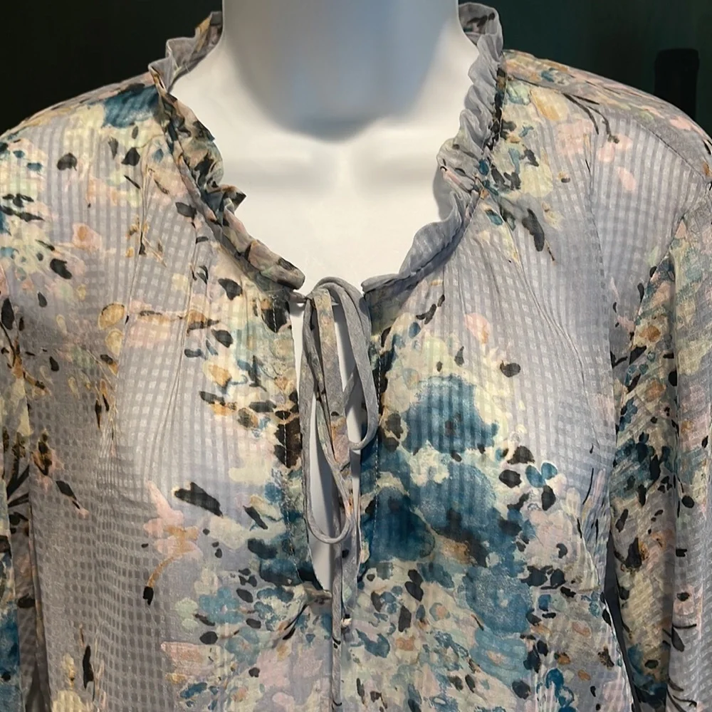 Love Stitch Flowy Dress - Picture 2 of 13